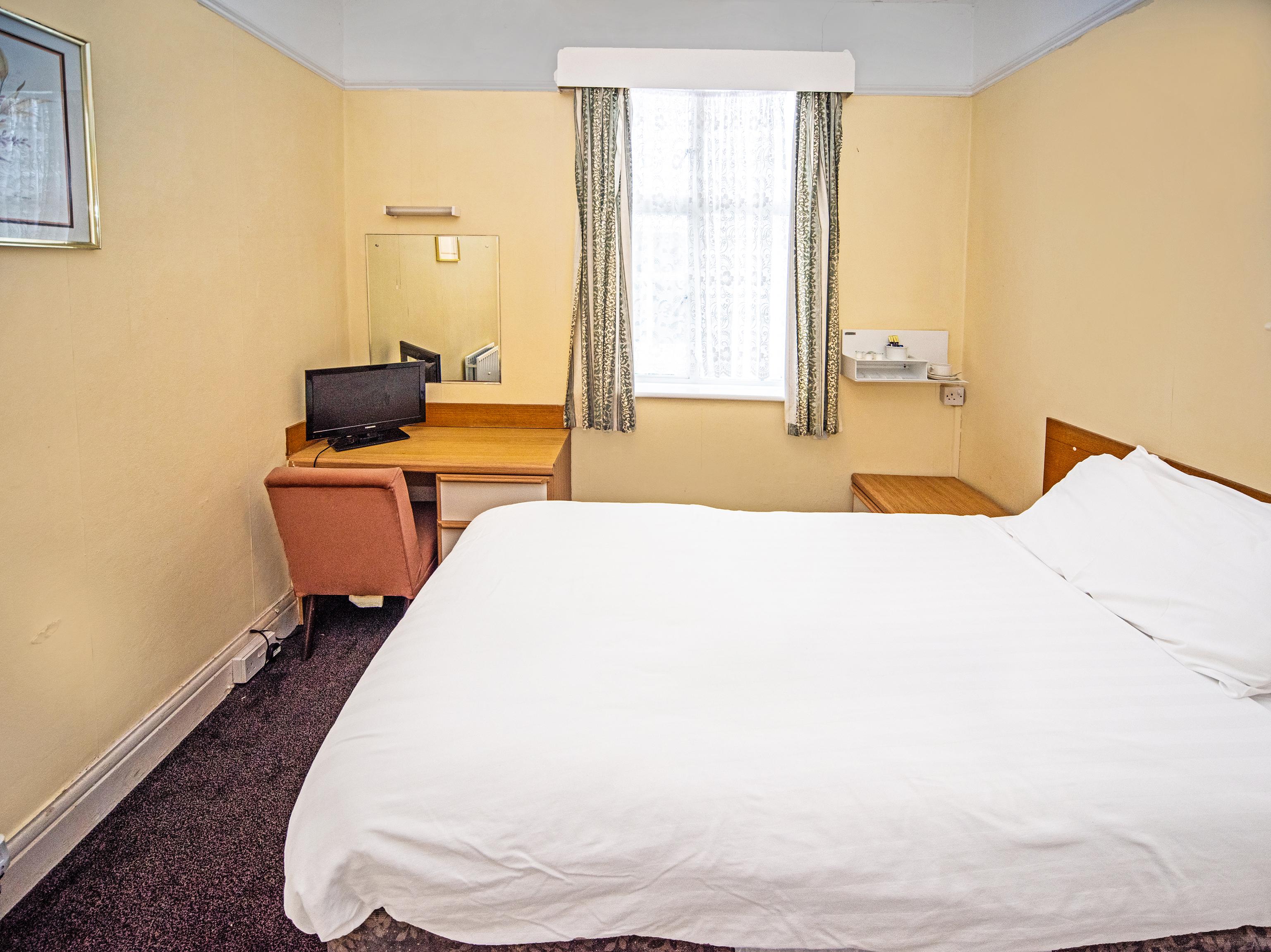 Sherwood Palm Hotel