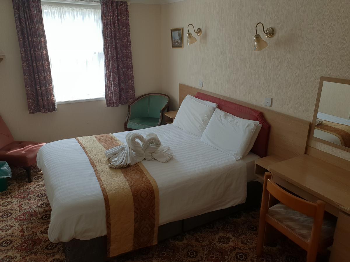Hotel Sherwood Palm 2*