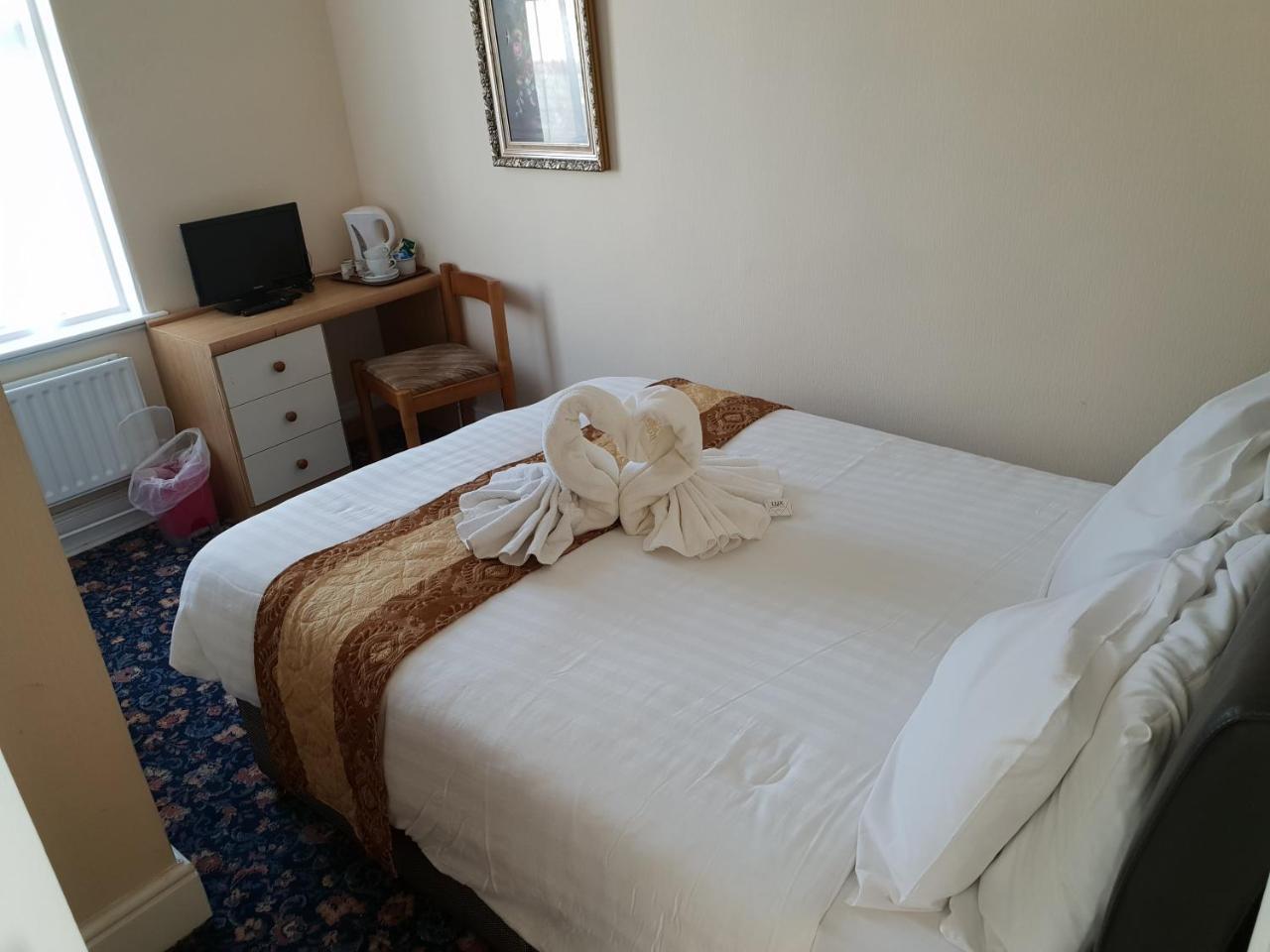 Hotel Sherwood Palm