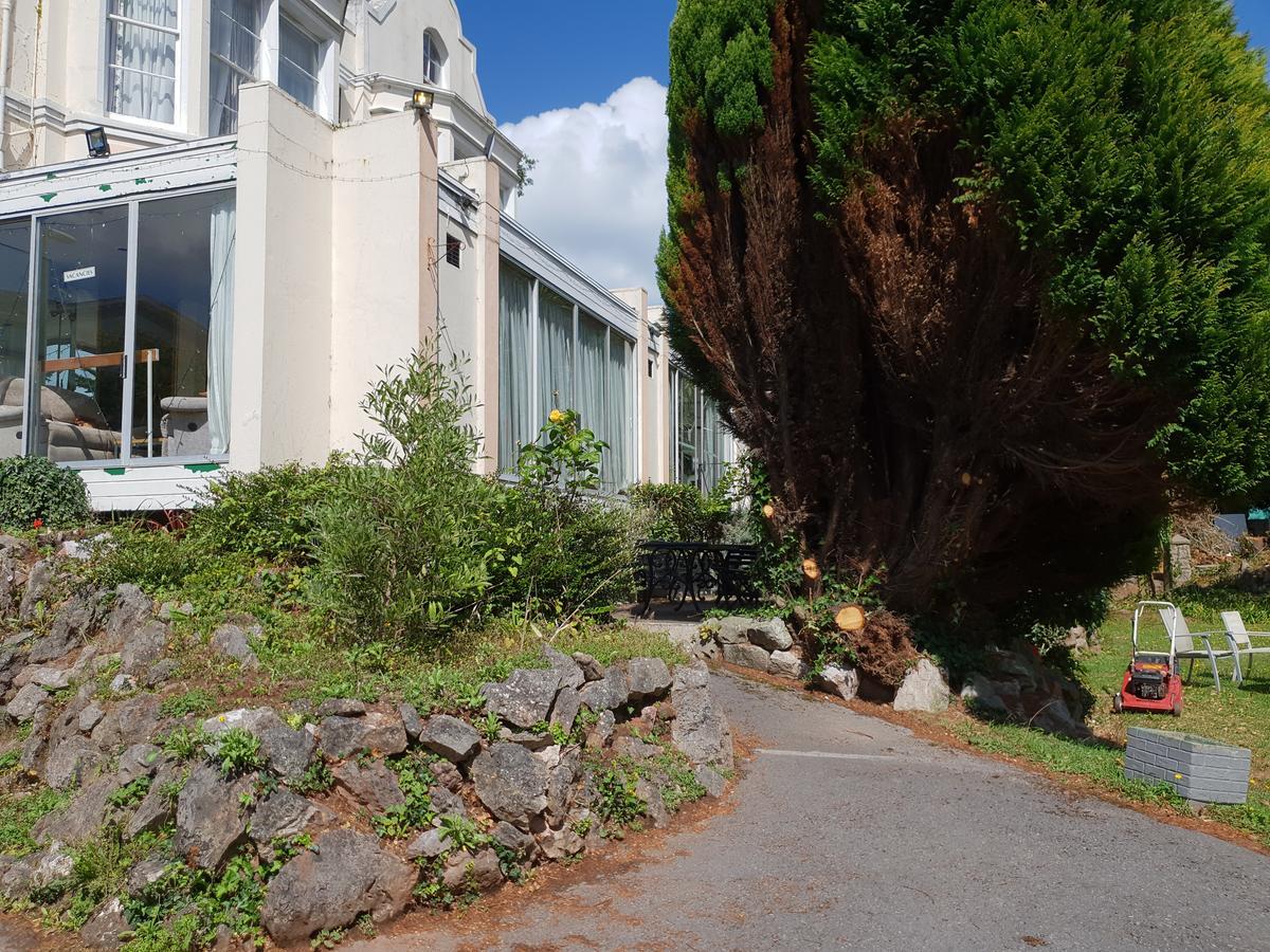 Sherwood Palm Hotel 2*